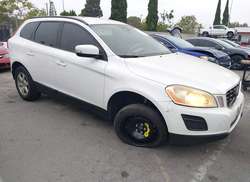 2011 Volvo XC60 3.2/3.2 R-Design
