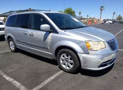 2012 Chrysler Town & Country Touring