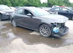 2019 Mazda MAZDA3 Preferred Package