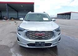 2020 GMC Terrain AWD Denali — 12