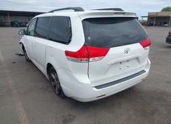 2013 Toyota Sienna LE V6 8 Passenger — 3