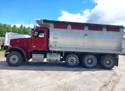 2016 Peterbilt 365   — 16
