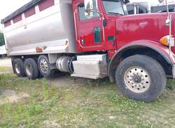 2016 Peterbilt 365   — 20