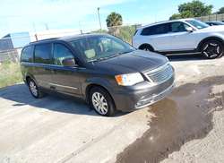 2015 Chrysler Town &AMP; Country Touring