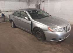 2014 Chrysler 200 Touring