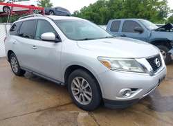 2016 Nissan Pathfinder Platinum/S/SL/SV