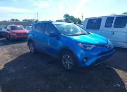 2017 Toyota RAV4 Hybrid XLE