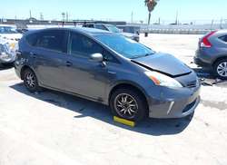 2014 Toyota Prius V Three