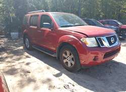 2012 Nissan Pathfinder SV