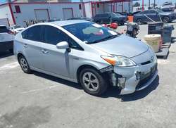 2014 Toyota Prius TWO