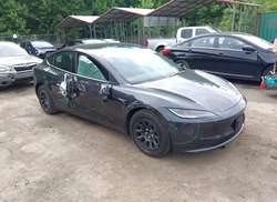 2026 Tesla Model 3 Premium Rear-Wheel Drive/Rear-Wheel Drive