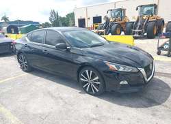 2021 Nissan Altima SR VC-Turbo FWD