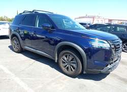 2022 Nissan Pathfinder SV 2WD