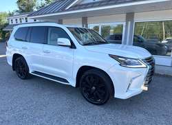 2016 Lexus LX 570  