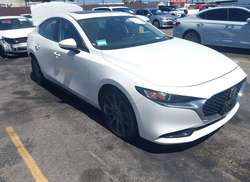 2024 Mazda MAZDA3 2.5 S Preferred