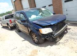 2012 Chrysler Town & Country Touring
