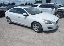 2013 Volvo S60 T5/T5 Platinum/T5 Premier/T5 Premier Plus