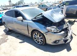 2014 Mazda MAZDA3 S Grand Touring