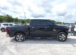 2016 RAM 1500 BIG Horn — 13