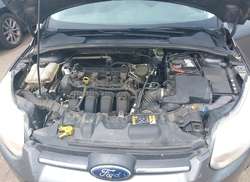 2014 Ford Focus SE — 10