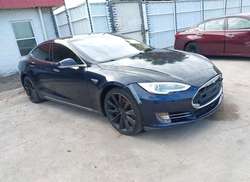 2014 Tesla Model S P85