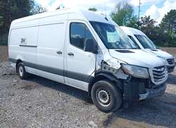 2019 Freightliner Sprinter 2500 High Roof V6