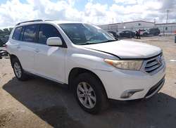 2013 Toyota Highlander Base Plus V6