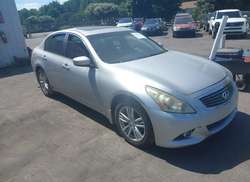 2013 Infiniti G37X  