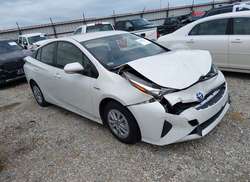2016 Toyota Prius TWO