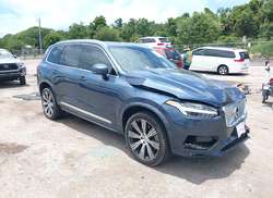 2023 Volvo XC90 B6 Ultimate 7-Seater