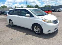 2011 Toyota Sienna XLE V6