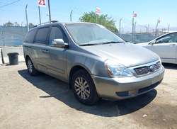 2011 KIA Sedona LX