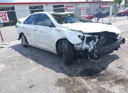 2017 Toyota Camry Hybrid XLE