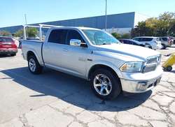 2018 RAM 1500 Laramie 4X4 5'7 BOX