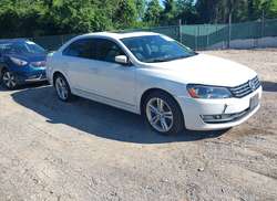 2015 Volkswagen Passat 2.0L TDI SEL Premium