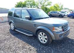 2016 Land Rover LR4  