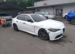 2019 Alfa Romeo Giulia TI Sport Carbon AWD