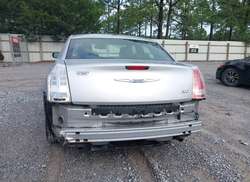 2012 Chrysler 300 Limited — 6