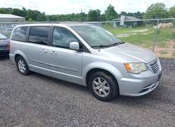 2011 Chrysler Town & Country Touring