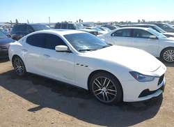 2015 Maserati Ghibli  