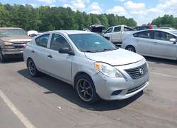 2013 Nissan Versa 1.6 S
