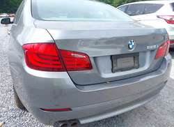 2011 BMW 528I   — 14