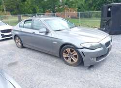 2011 BMW 528I  