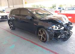 2017 Volkswagen Golf GTI Autobahn 4-Door/S 4-Door/SE 4-Door/Sport 4-Door
