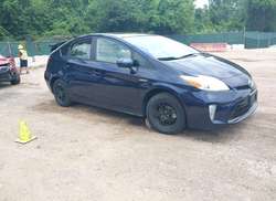 2014 Toyota Prius Three