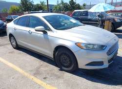 2013 Ford Fusion S