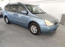 2012 KIA Sedona LX