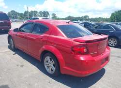 2013 Dodge Avenger SXT — 3