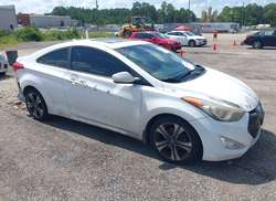 2013 Hyundai Elantra SE