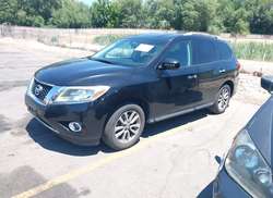 2015 Nissan Pathfinder Platinum/S/SL/SV